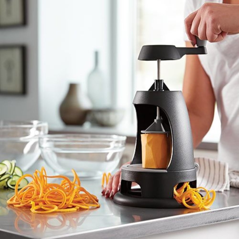 Pampered Chef Veggie Spiralizer - Picture 3 of 12